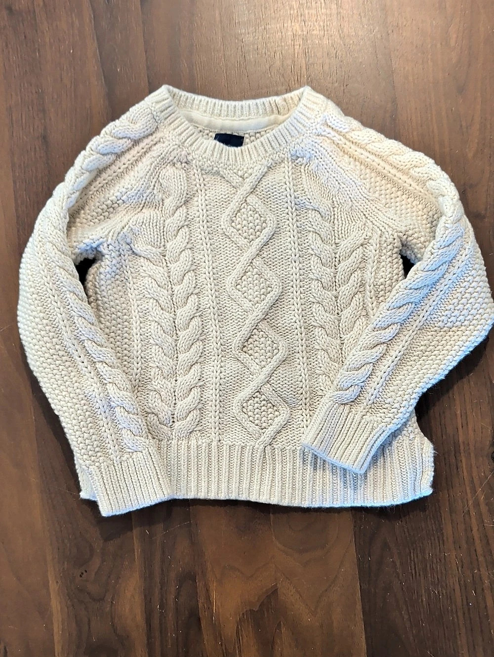 babyGap Cable Knit Sweater Cream Size 5 Like New